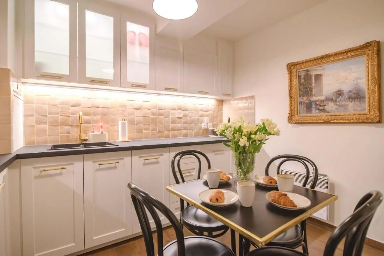 Le Regal Elysees Paříž Apartmán